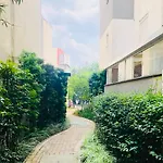 Bras, Compras E Descanso