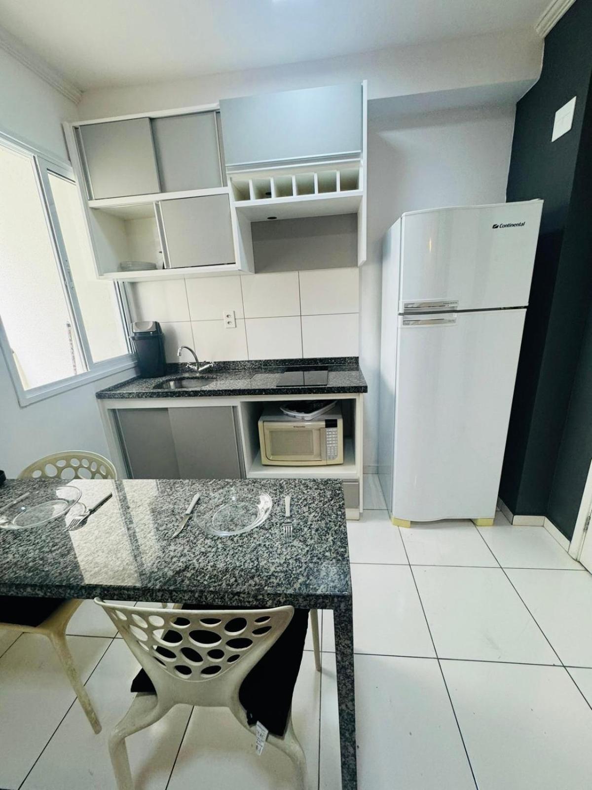 Apartment Bras, Compras E Descanso *